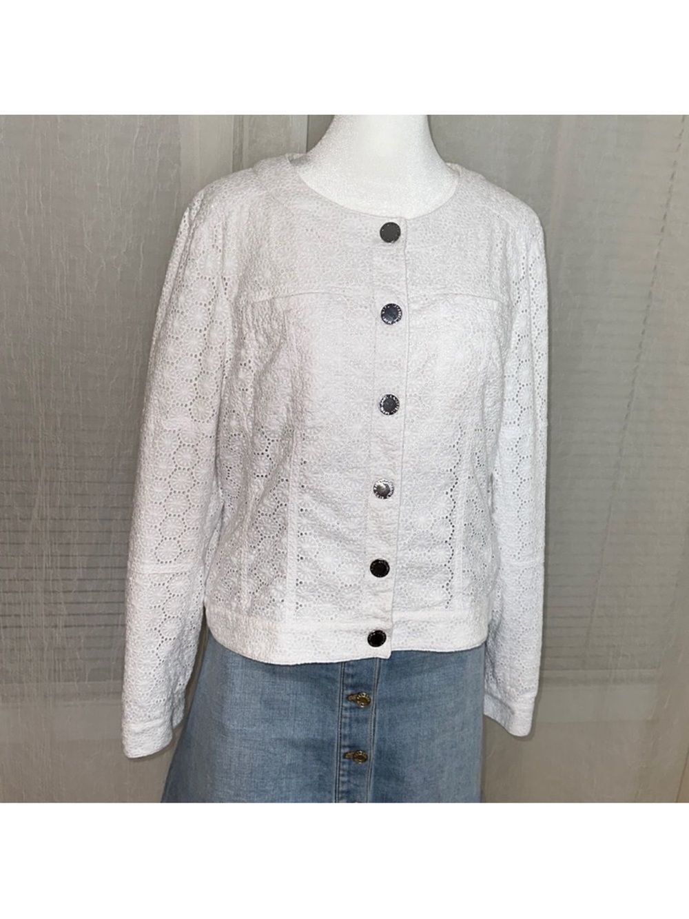 KL 12 White Eyelet Floral Embroidered Cotton Snap Front Jacket